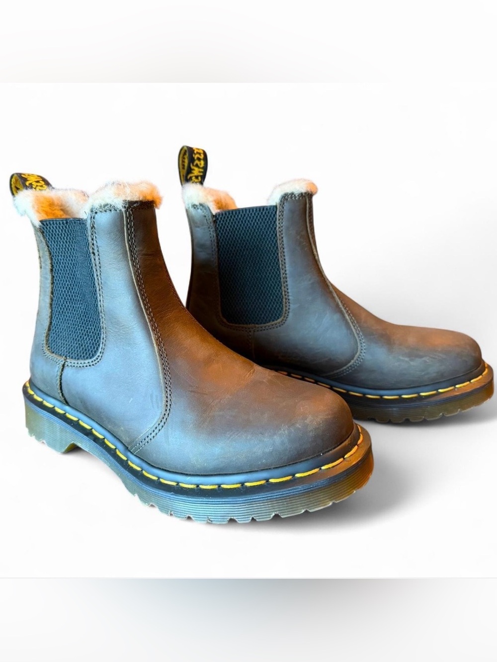 Dr. Martens 2976 Leonore Faux Fur Lined Chelsea Boots | Olive Green